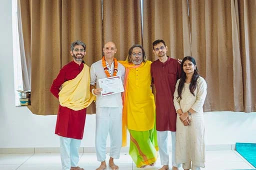 Naofal Ouazzani, student of Nirvana Yoga School Rishikesh with a certificate of 300 hour Yoga Teacher Training in Rishikesh